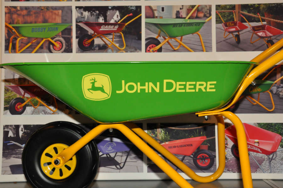 John deere online childrens wheelbarrow